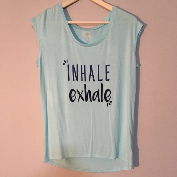 GAIAM Tops - GAIAM Yoga Graphic Tee